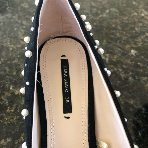 Zara black suede heel with pearl adornment - Picture 2 of 6